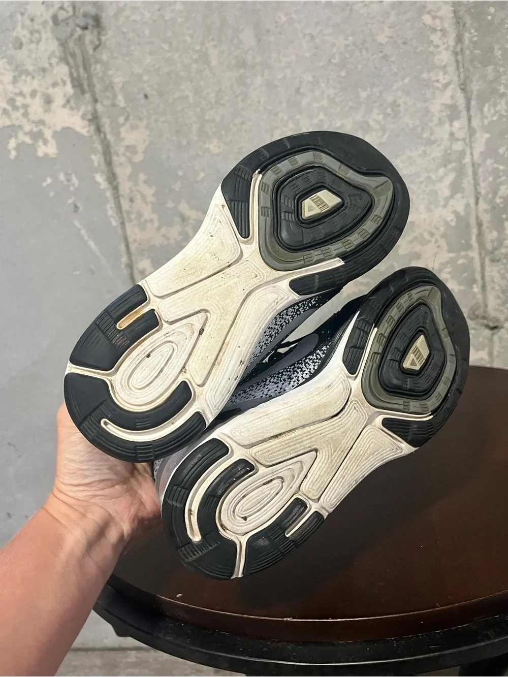 Nike Kids Black & Silver Sneakers - Lunarglide 7